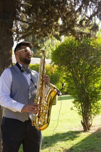saxofonista Jose salinas